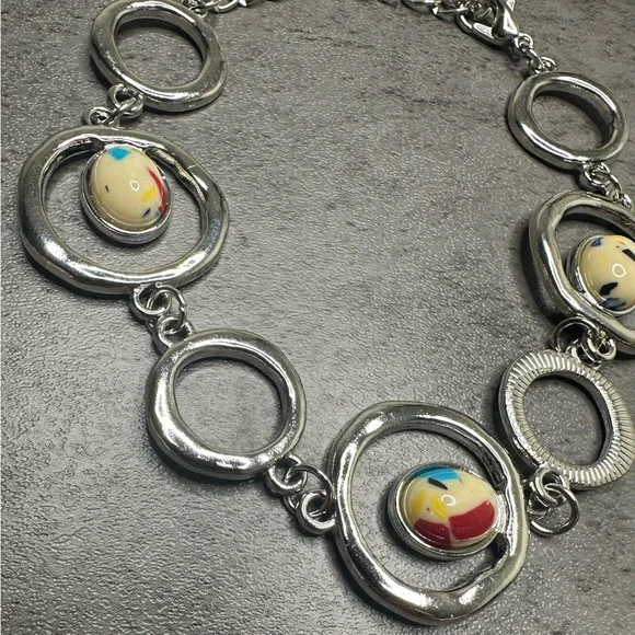 Silver-Tone Scarab Style setting Bracelet - Picture 2 of 2